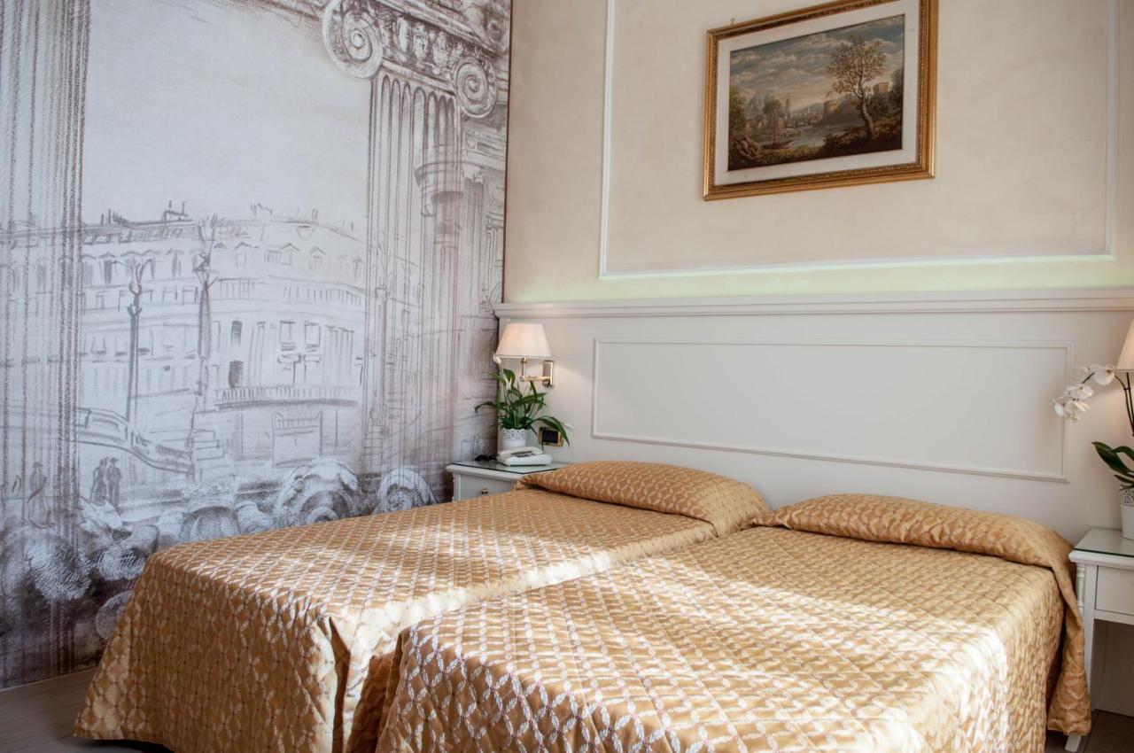 Hotel Palladium Palace Roma Esterno foto