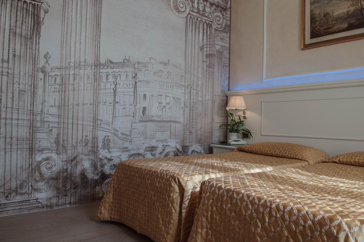 Hotel Palladium Palace Roma Esterno foto