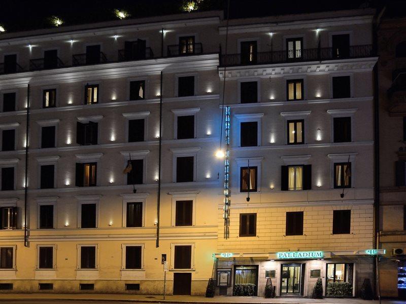 Hotel Palladium Palace Roma Esterno foto